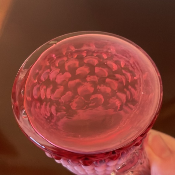 Fenton Cranberry opalescent hobnail oil cruet - Picture 11 of 13